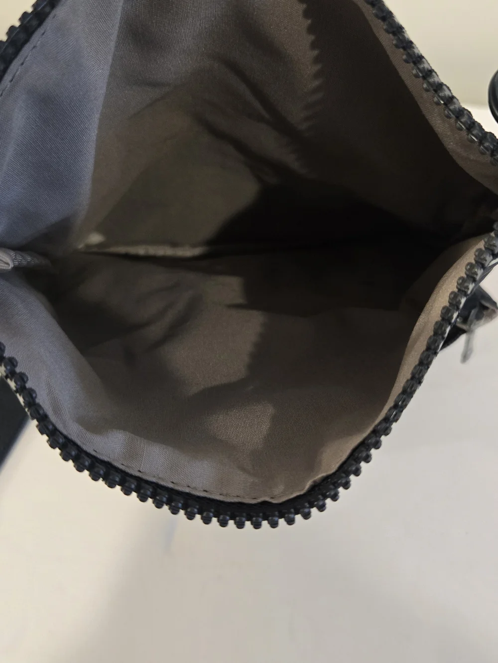 Kipling Black Canvas Zip Wristlet Purse Clutch Many Compartments 8 X 5